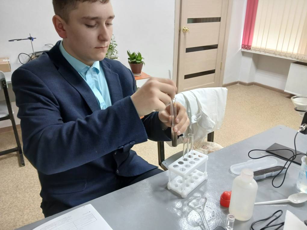 Точка роста продолжает свою работу.